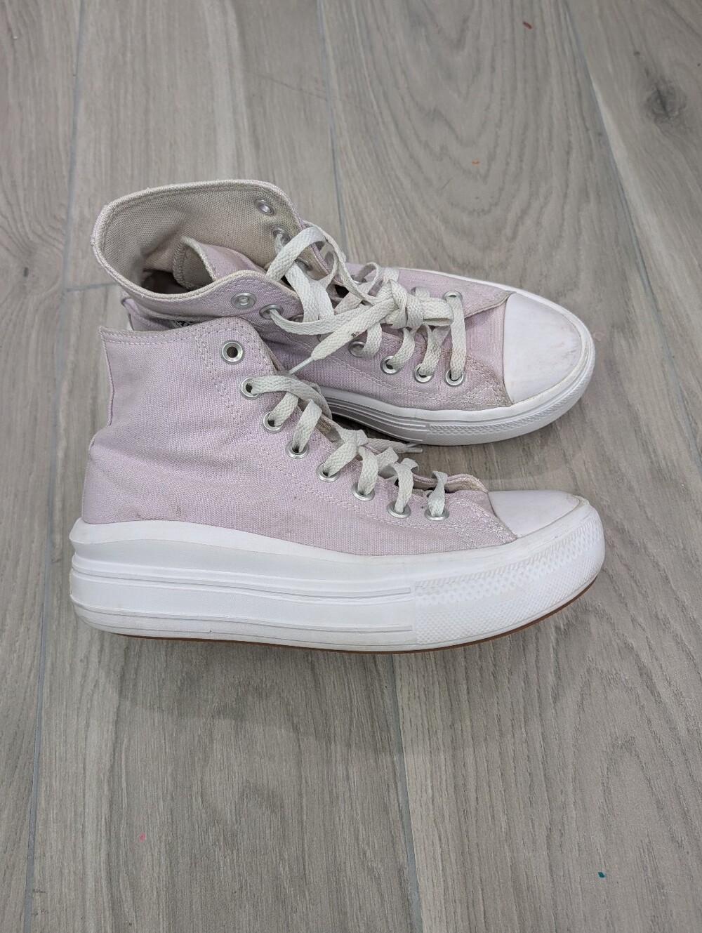 Chuck Taylor Move Platform Sneakers Size 8